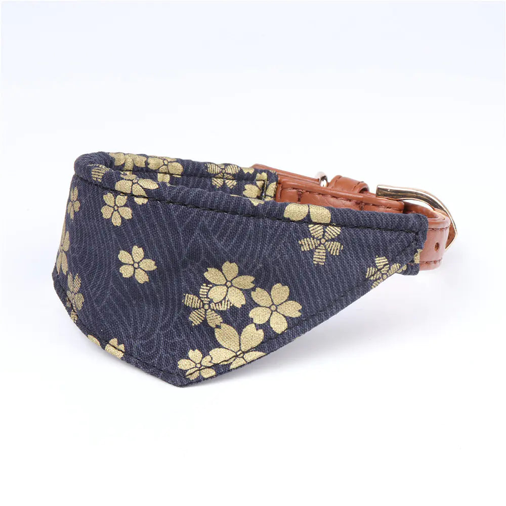 Japanese Style Triangular Pet Collar with Towel